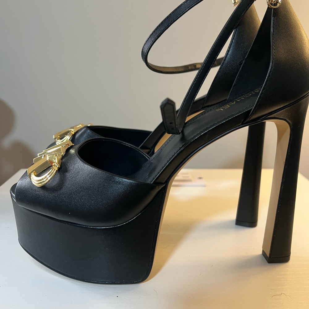 Michael Kors Black Platform Heels - Women’s Designer Pumps - Picture 5 of 7